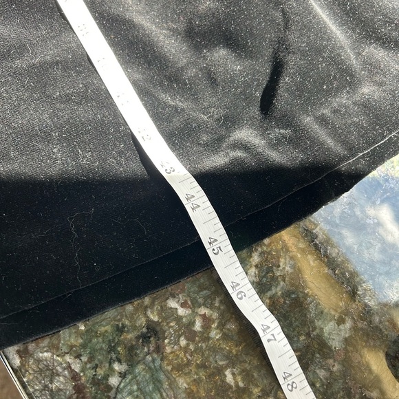 Vintage 90’s Laura Ashley Velvet Dress. Sweetheart neck. Puff sleeve. True waist - Picture 14 of 15